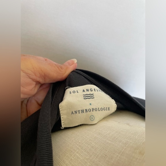 Sol Angeles Anthropologie pineapple t shirt crew neck grey size small - Picture 5 of 6